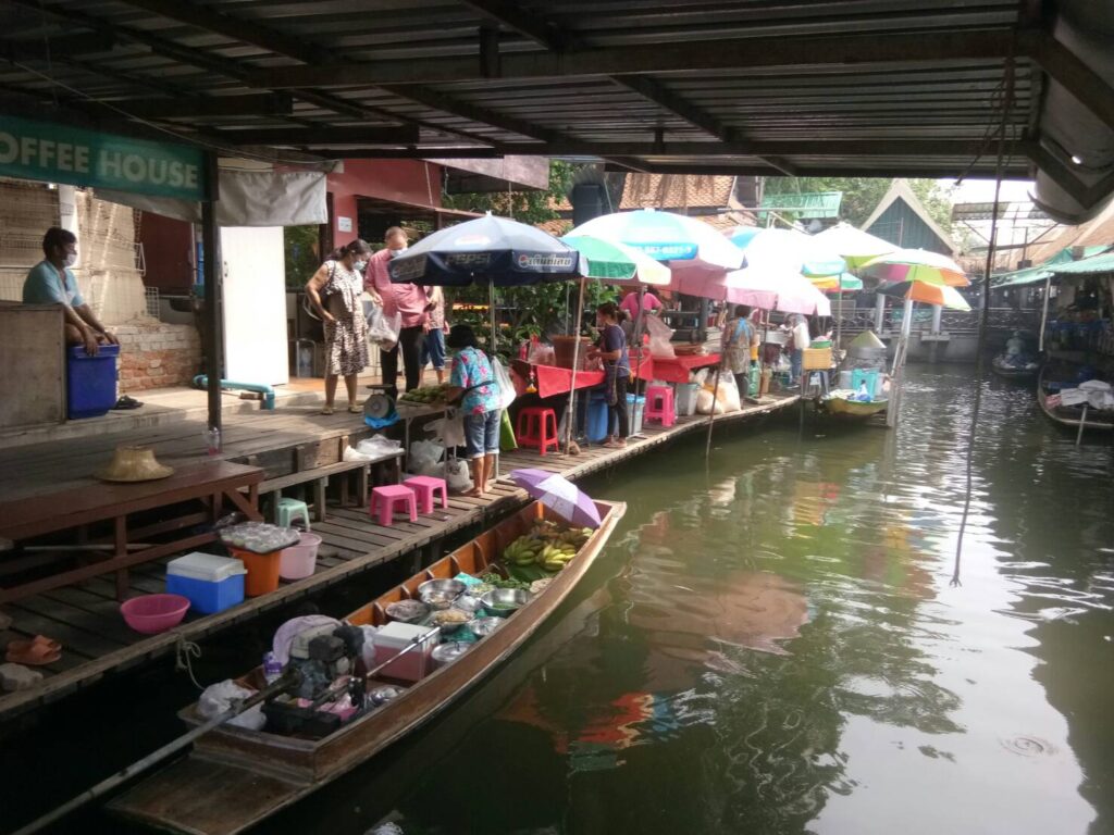 free photo of floating market