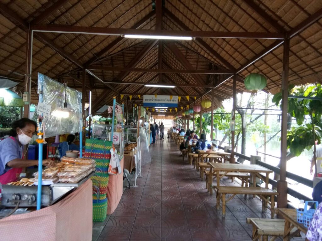 free photo of floating market